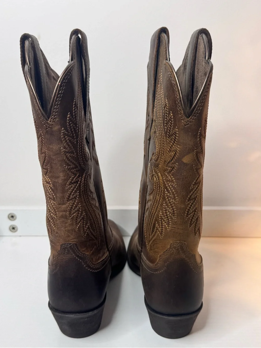 NWOT Ariat Brown Embroidered Leather Western Cowboy Boots - Picture 4 of 8